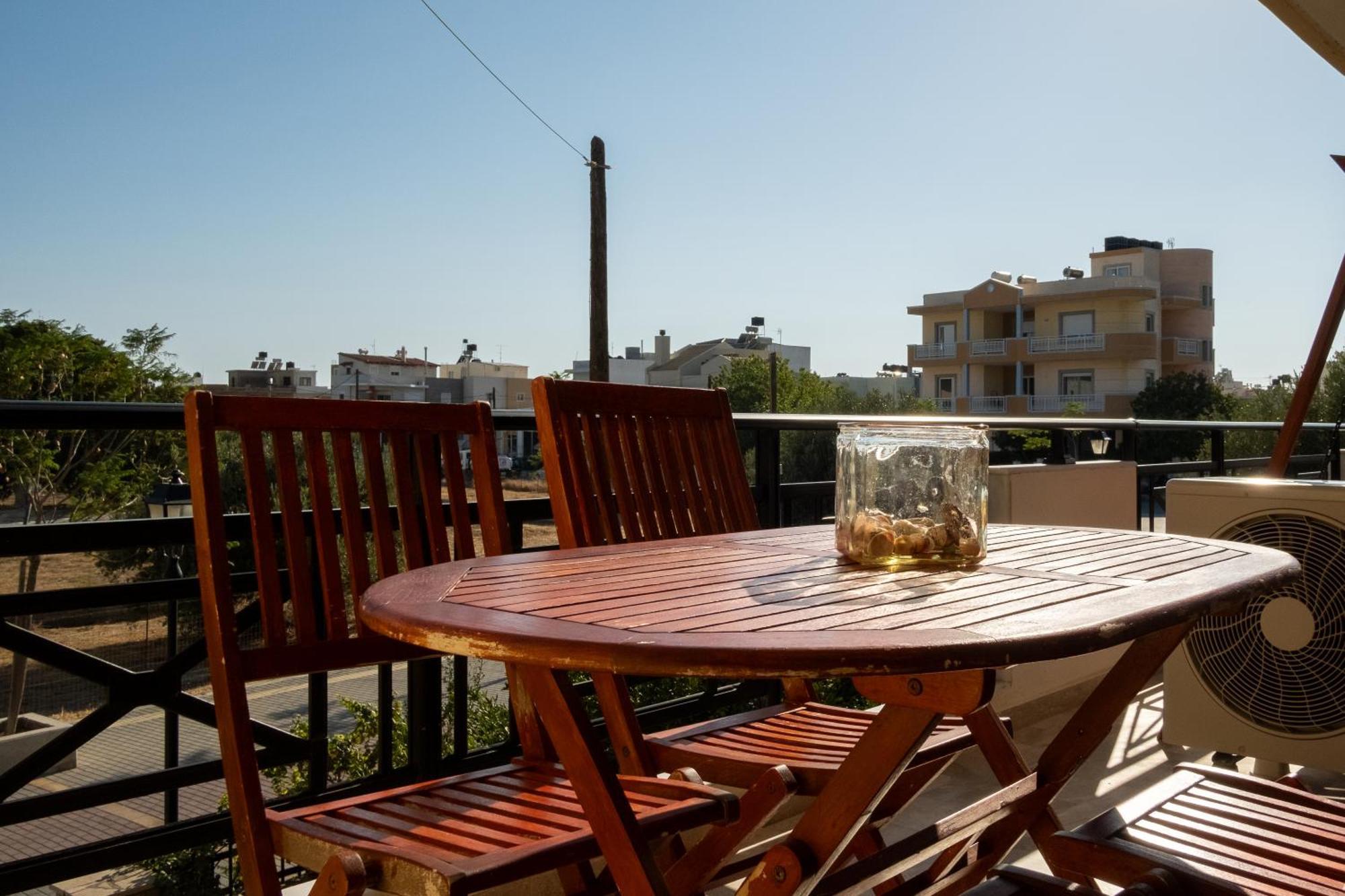Spacious House In A Quiet Neighbourhood Ierapetra  Bagian luar foto